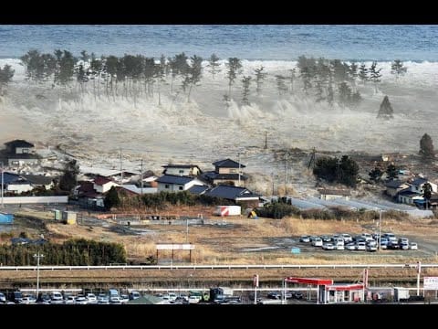 tohoku-tsunami